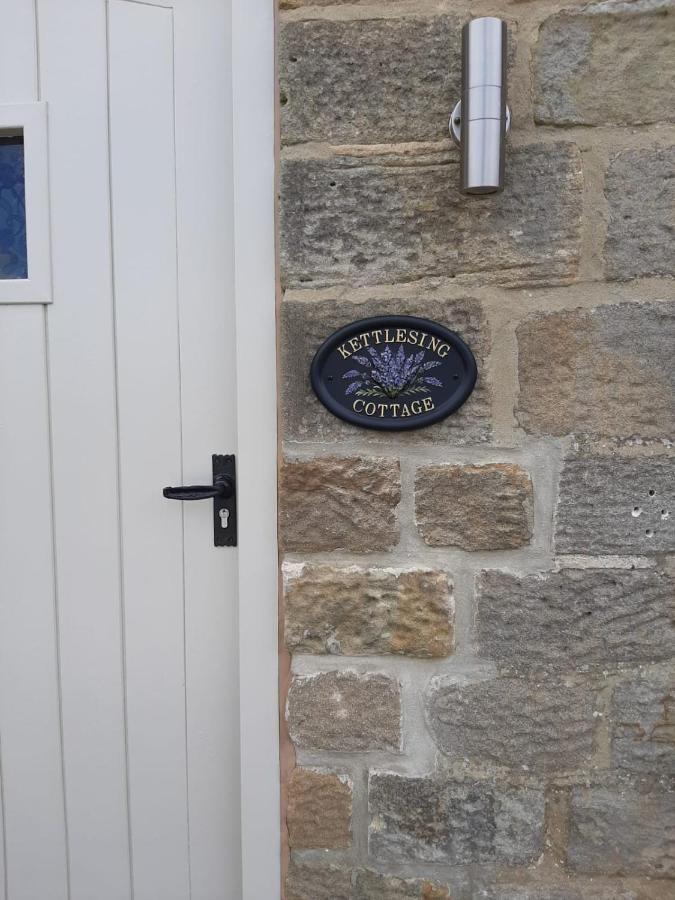 Kettlesing Cottage, Harrogate Exterior photo